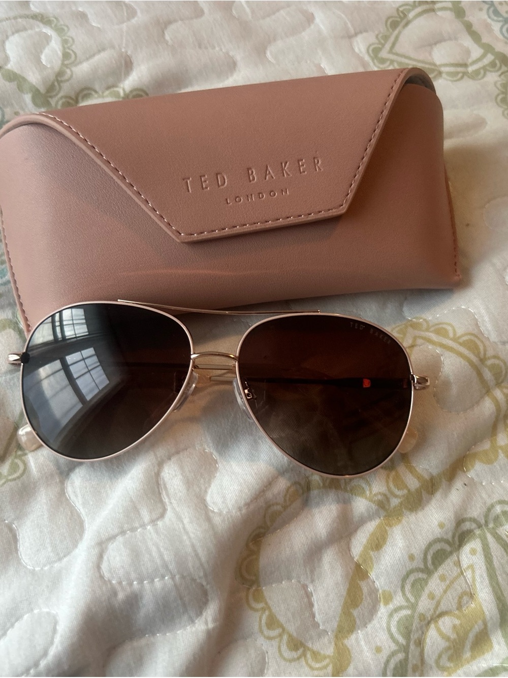 Ted Baker Gold Metal Aviator Sunglasses with Pink Case